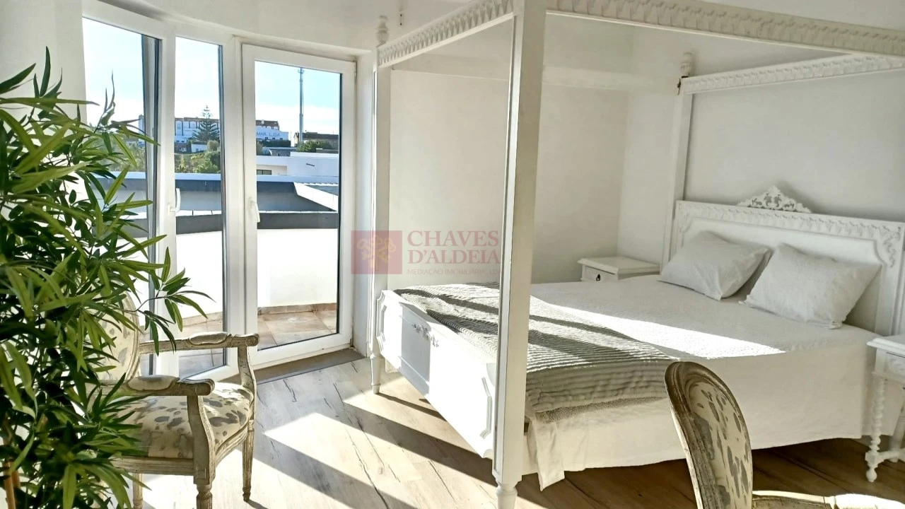 Moradia T9 para Venda em Ericeira Foto 34