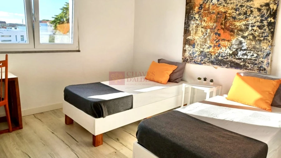 Moradia T9 para Venda em Ericeira Foto 44