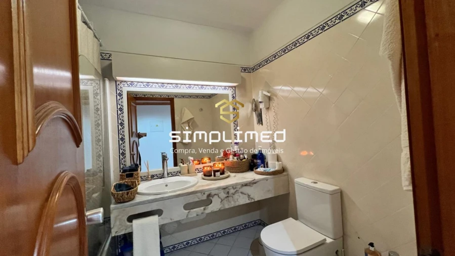 Apartamento T0 para Venda em Albufeira e Olhos de Água Foto 12