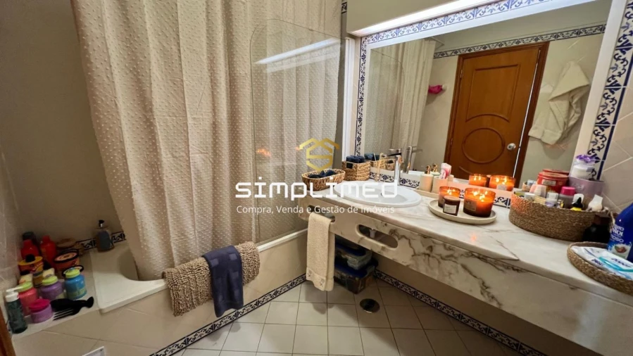 Apartamento T0 para Venda em Albufeira e Olhos de Água Foto 23