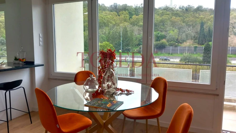 Apartamento T3 para Venda em Benfica Foto 3