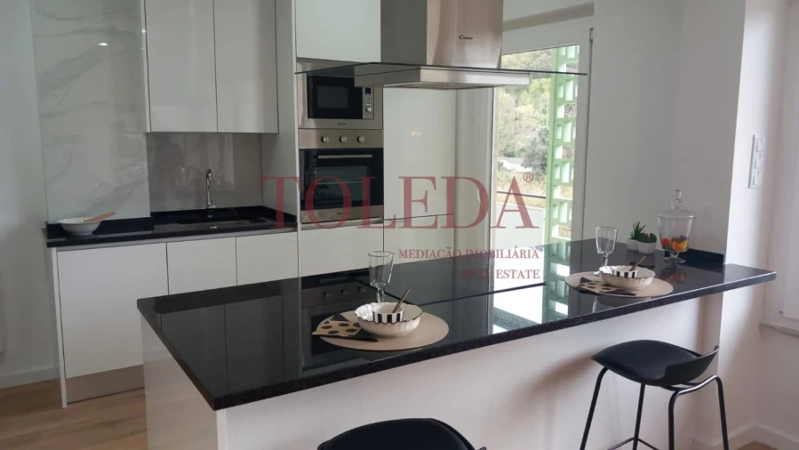 Apartamento T3 para Venda em Benfica Foto 4