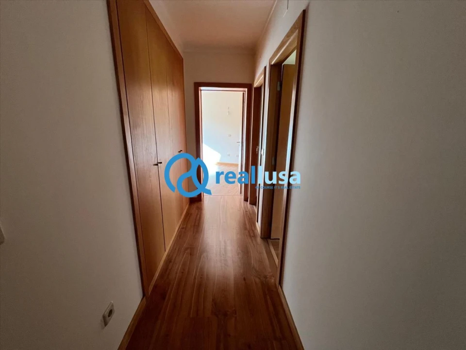 Apartamento T3 para Venda em Canelas Foto 13