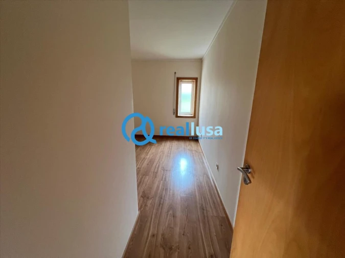 Apartamento T3 para Venda em Canelas Foto 16