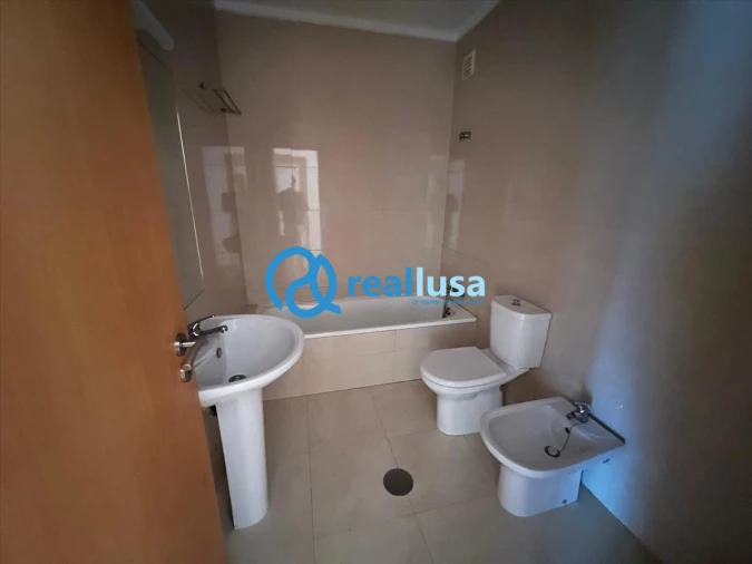 Apartamento T3 para Venda em Canelas Foto 18