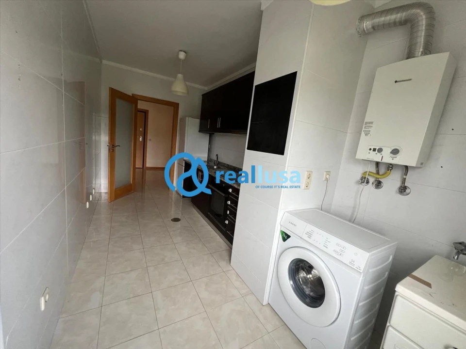 Apartamento T3 para Venda em Canelas Foto 4