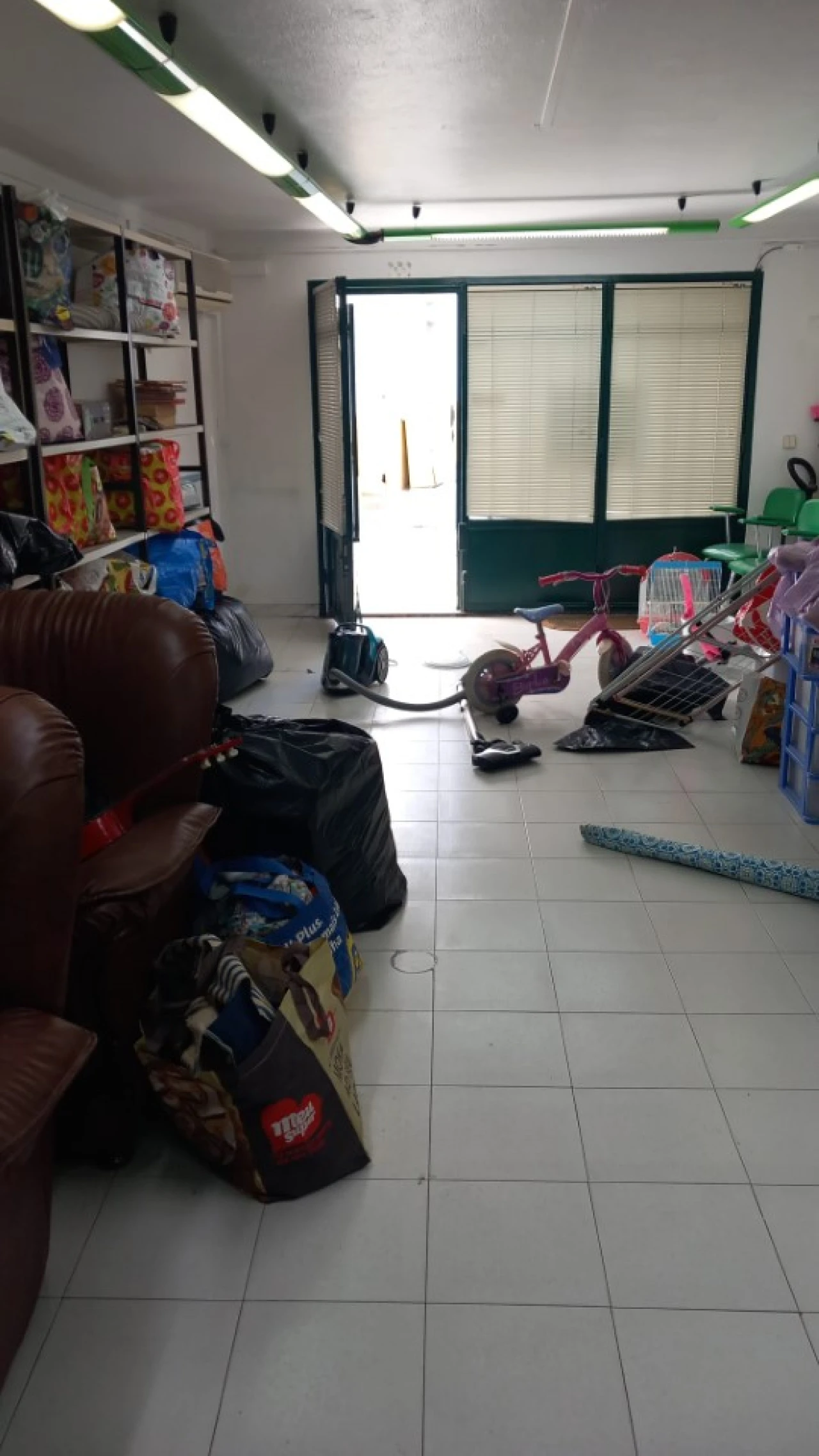 Negócio para Venda em Assunção, Ajuda, Salvador e Santo Ildefonso Foto 2