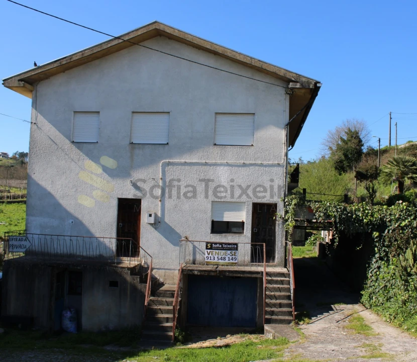 Moradia T3 para Venda em Sobretamega Foto 2