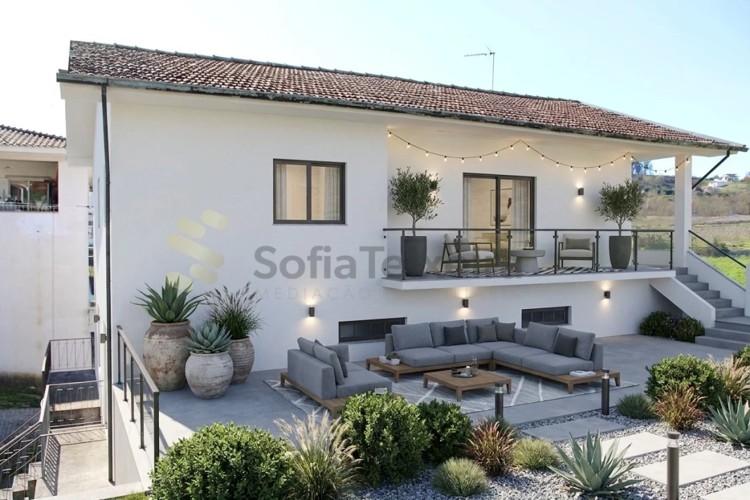 Moradia T3 para Venda em Sobretamega Foto 1