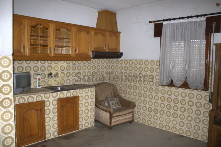 Moradia T3 para Venda em Sobretamega Foto 8