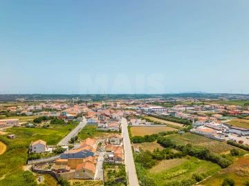 Moradia T4 para Venda em Atouguia da Baleia