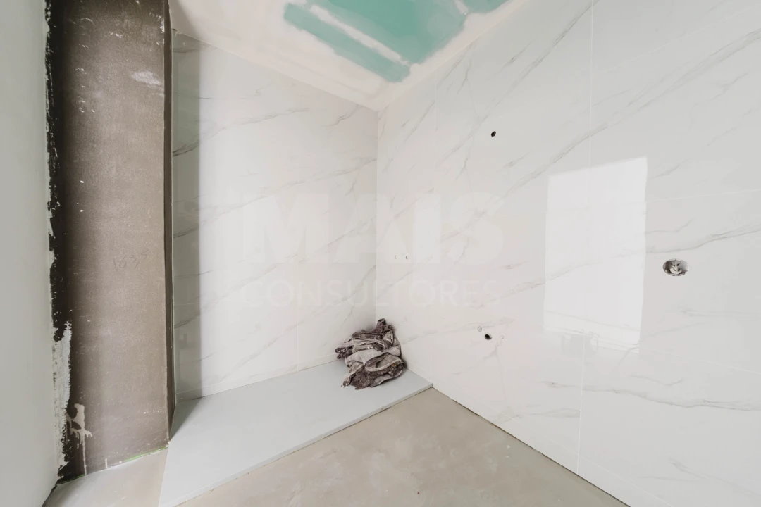 Moradia T4 para Venda em Atouguia da Baleia Foto 12