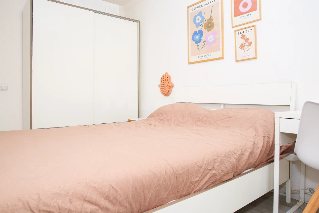 Apartamento T2 para Venda em Carregado e Cadafais Foto 4