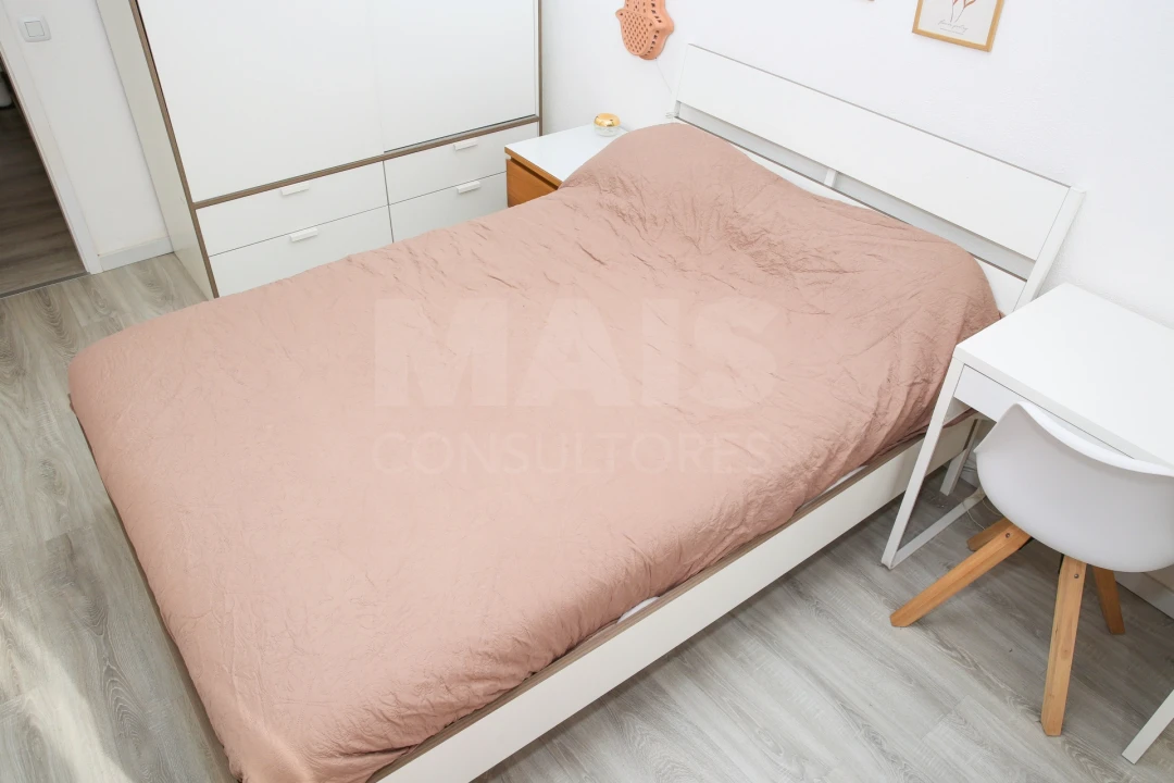 Apartamento T2 para Venda em Carregado e Cadafais Foto 7