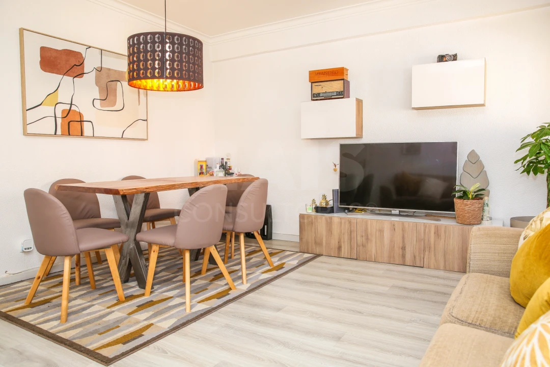 Apartamento T2 para Venda em Carregado e Cadafais Foto 2