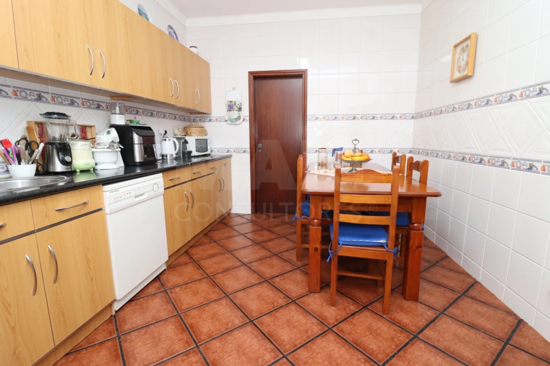 Moradia T1 para Venda em Branca Foto 7