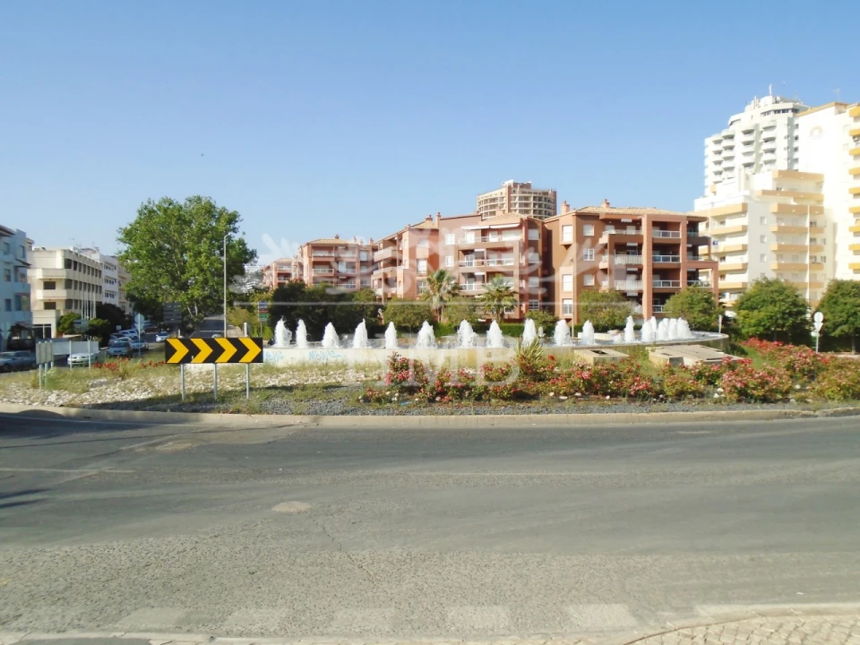 Apartamento T1 para Venda em Portimão Foto 6