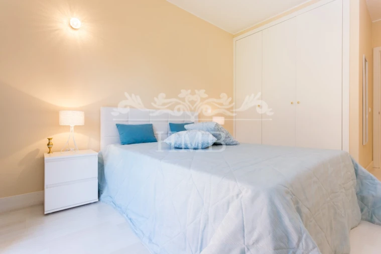 Apartamento T1 para Venda em Portimão Foto 16