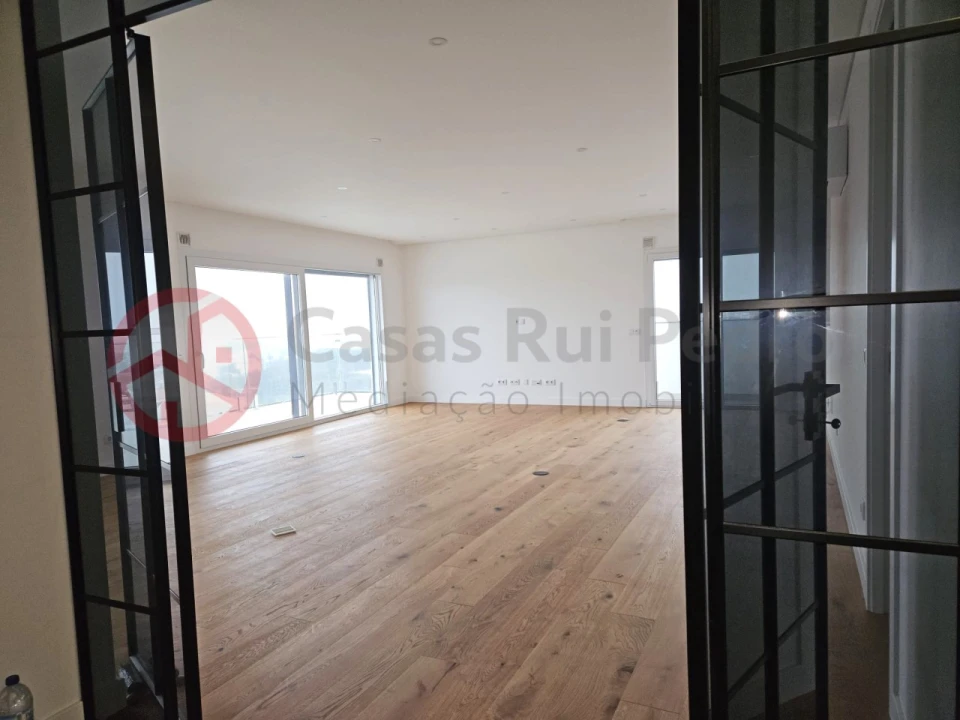 Apartamento T3 para Venda em Laranjeiro e Feijó Foto 7