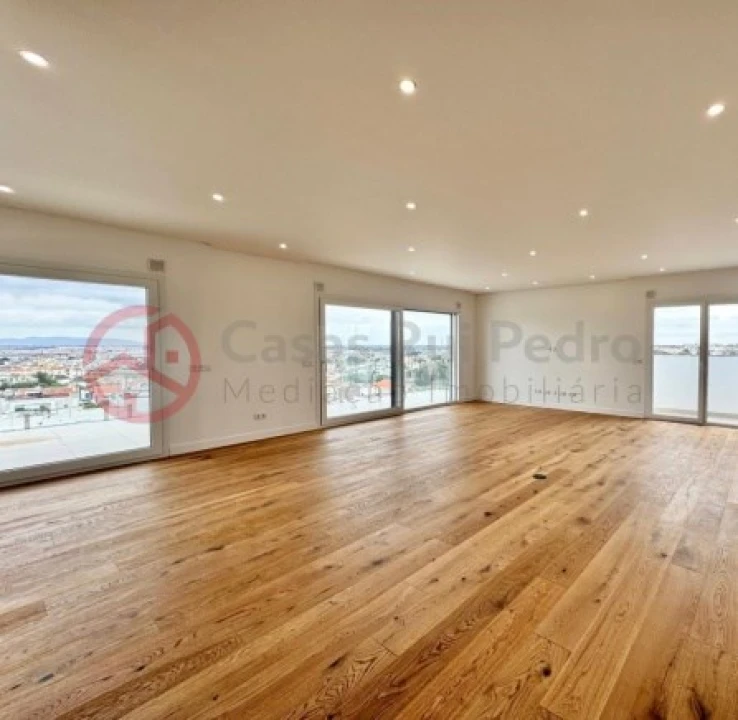 Apartamento T3 para Venda em Laranjeiro e Feijó Foto 55