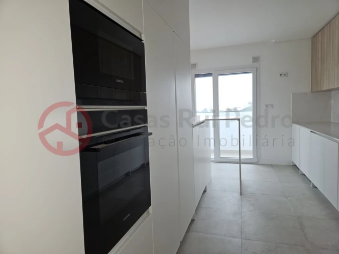 Apartamento T3 para Venda em Laranjeiro e Feijó Foto 11