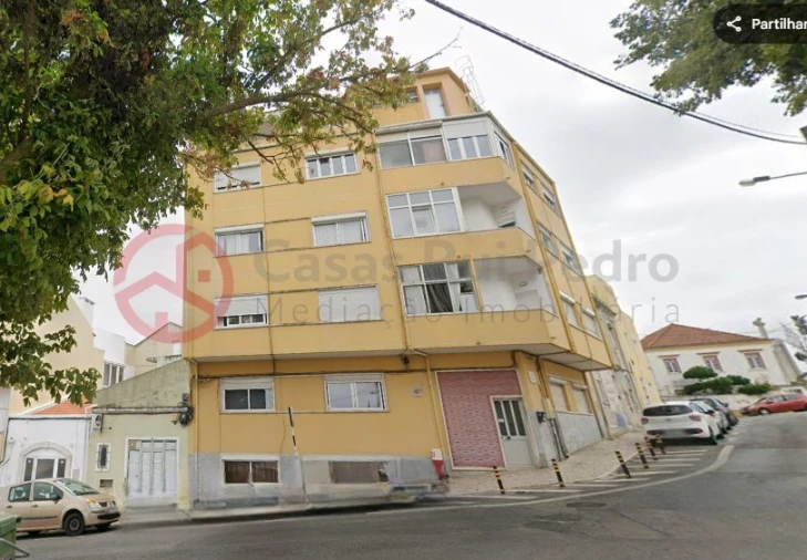Apartamento para Venda em Almada, Cova da Piedade, Pragal e Cacilhas Foto 1