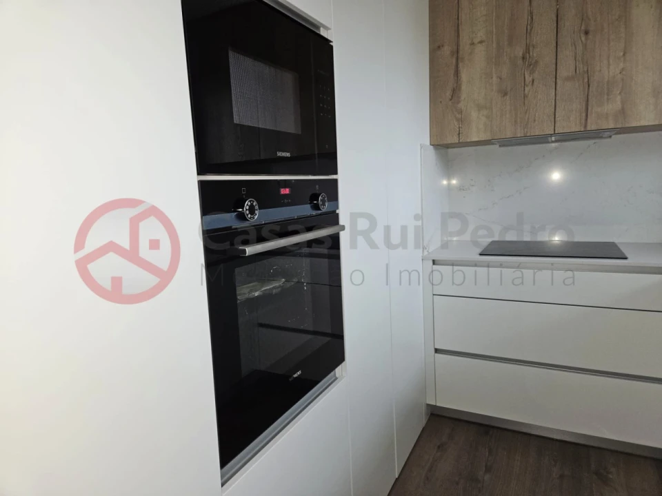 Apartamento T3 para Venda em Laranjeiro e Feijó Foto 4
