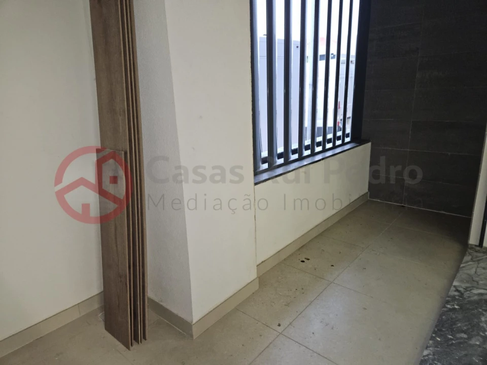 Apartamento T3 para Venda em Laranjeiro e Feijó Foto 17