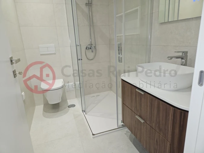 Apartamento T3 para Venda em Laranjeiro e Feijó Foto 8