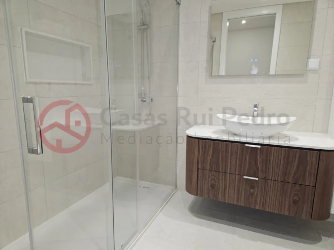 Apartamento T3 para Venda em Laranjeiro e Feijó Foto 14