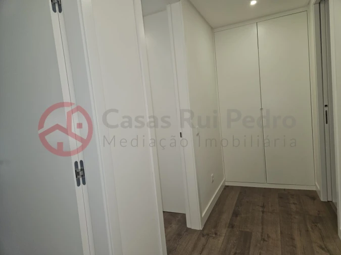 Apartamento T3 para Venda em Laranjeiro e Feijó Foto 16