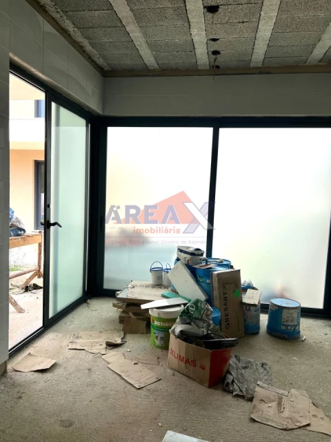 Moradia T4 para Venda em Vila de Cucujães