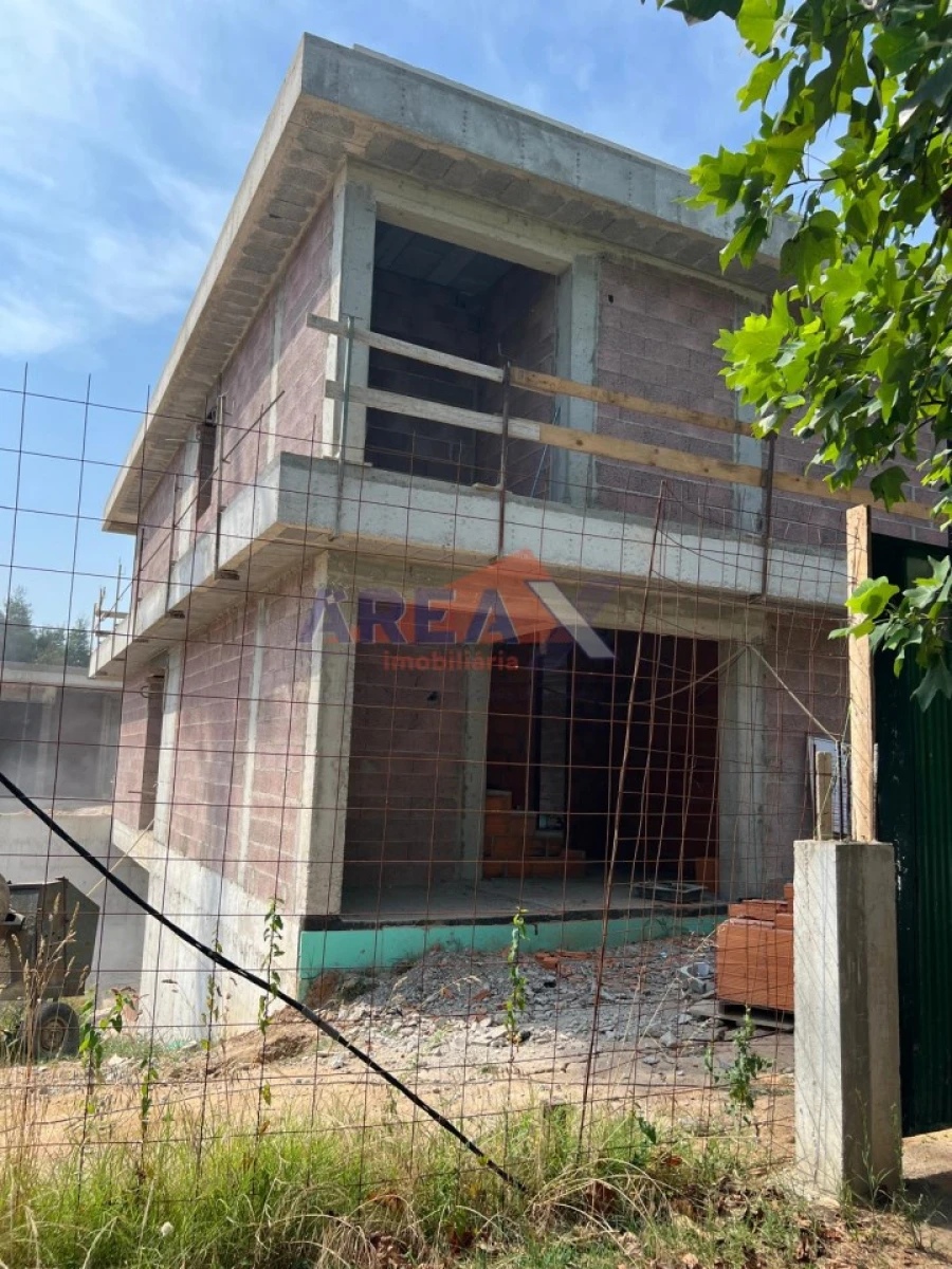 Moradia T4 para Venda em Vila de Cucujães Foto 14