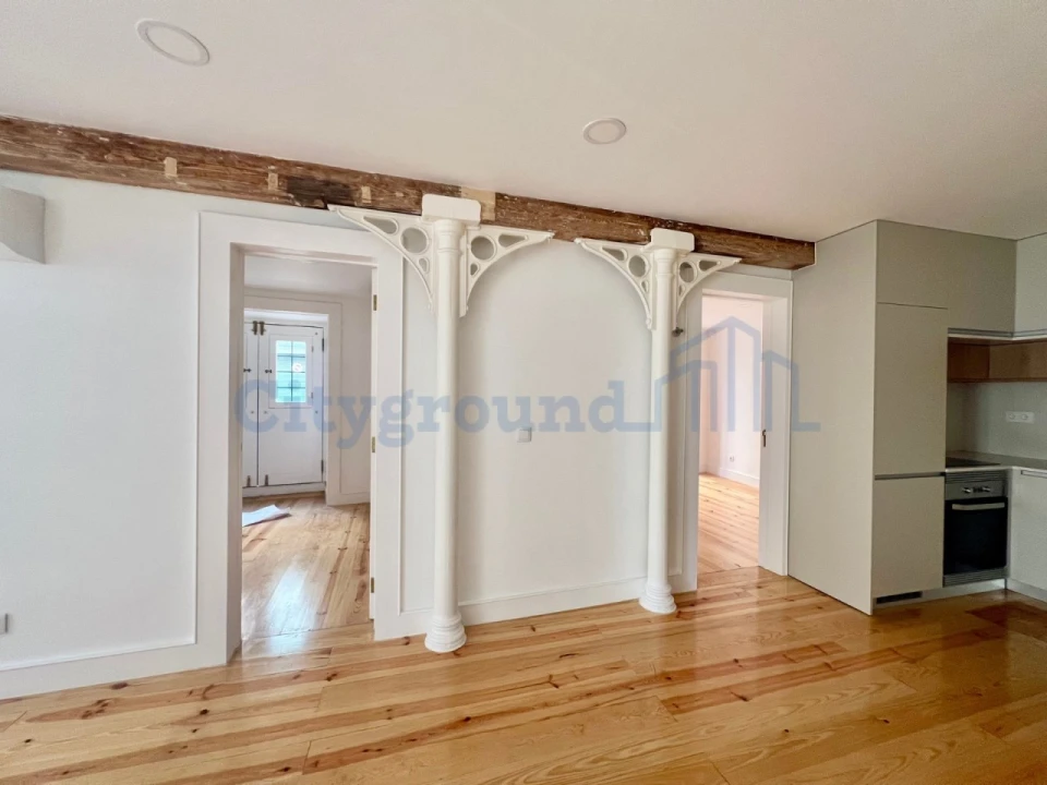 Apartamento T2 para Venda em São Vicente Foto 6