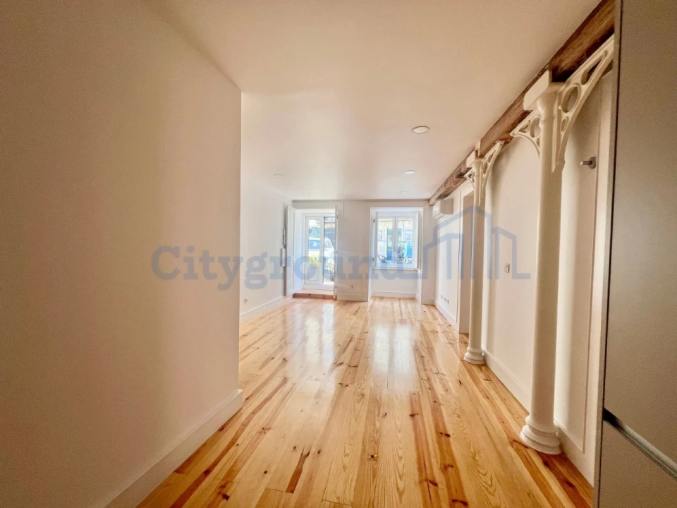 Apartamento T2 para Venda em São Vicente Foto 13