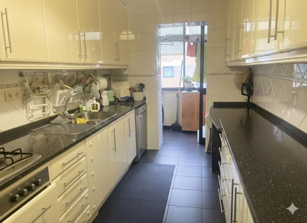 Apartamento T4 para Venda em Ramalde Foto 6