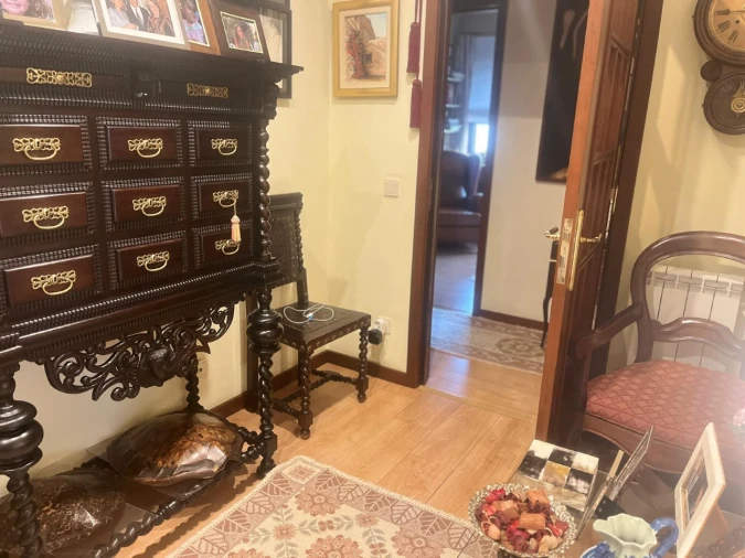 Apartamento T4 para Venda em Ramalde Foto 3