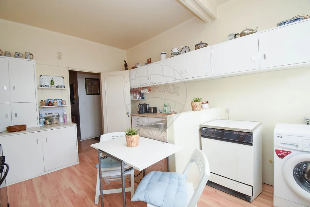 Apartamento T4 para Venda em Olivais Foto 7