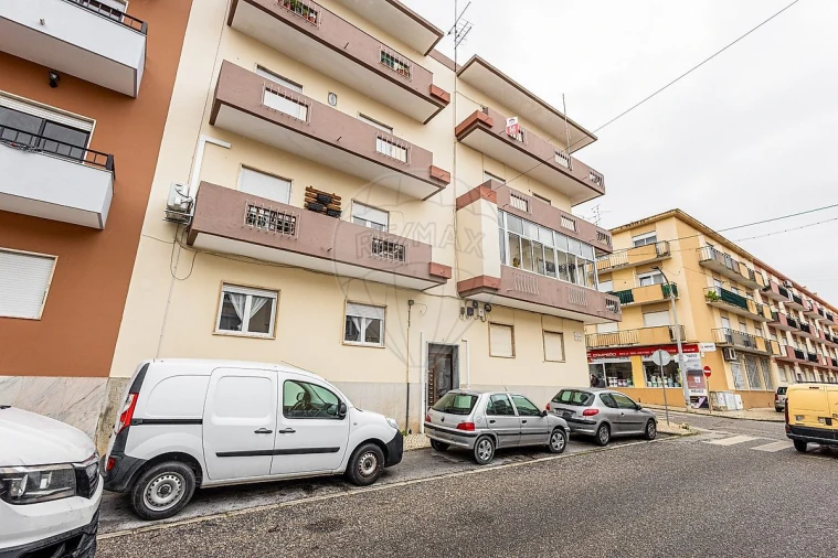 Apartamento T2 para Venda em Cartaxo e Vale da Pinta Foto 4