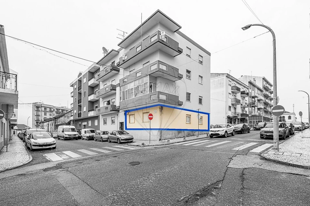 Apartamento T2 para Venda em Cartaxo e Vale da Pinta Foto 3