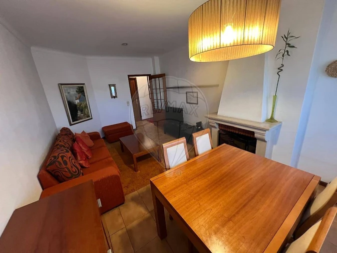 Apartamento T2 para Arrendamento em Vilar de Andorinho Foto 4