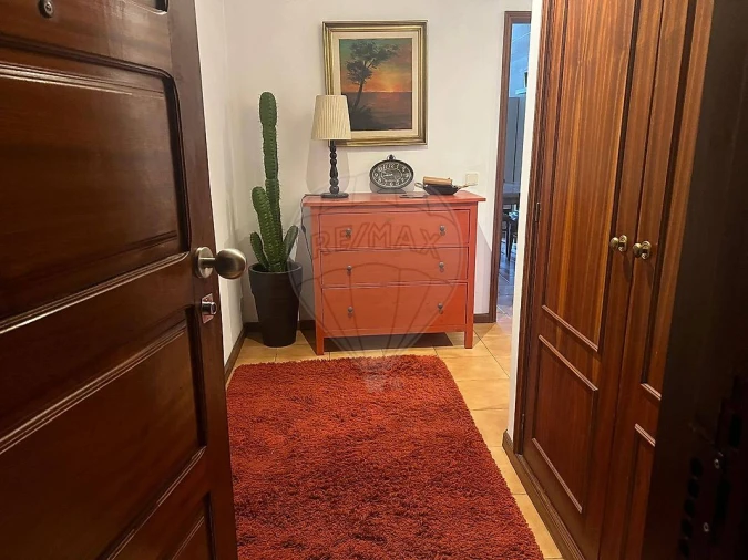 Apartamento T2 para Arrendamento em Vilar de Andorinho Foto 2