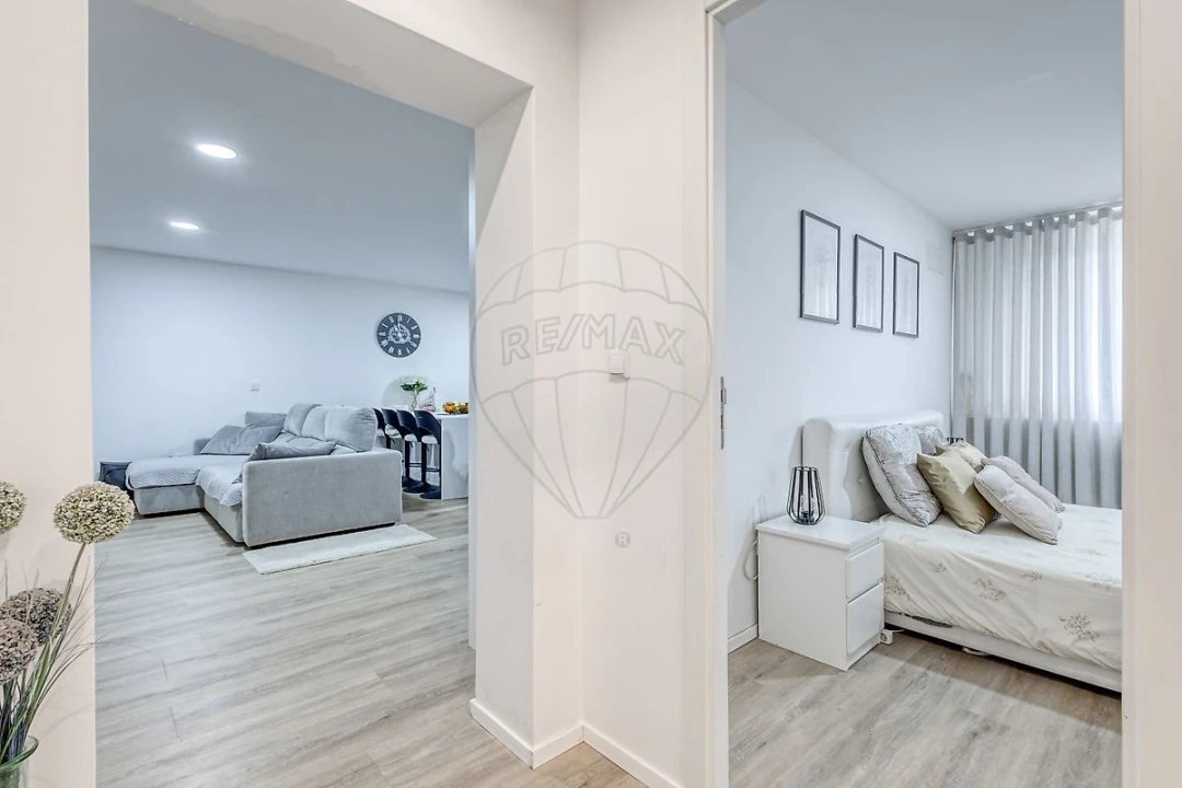 Moradia T3 para Venda em Fânzeres e São Pedro da Cova Foto 38