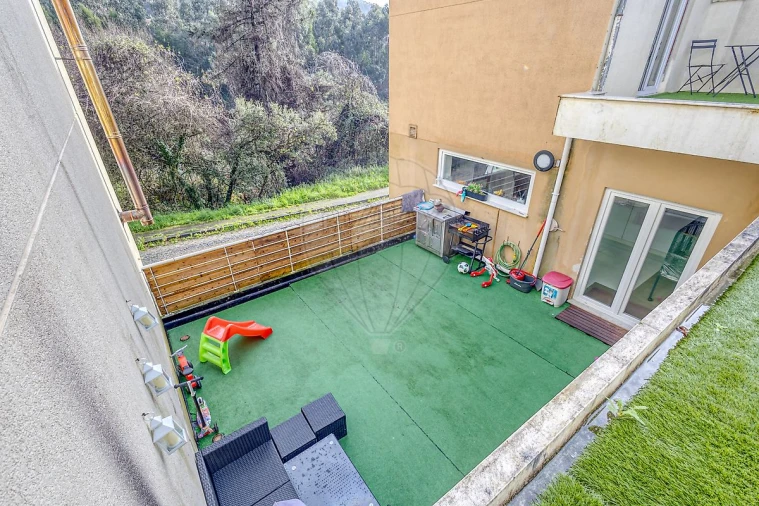 Moradia T3 para Venda em Fânzeres e São Pedro da Cova Foto 30