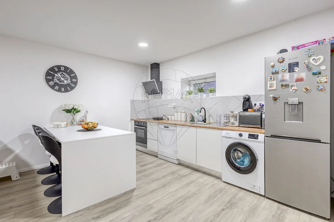 Moradia T3 para Venda em Fânzeres e São Pedro da Cova Foto 36