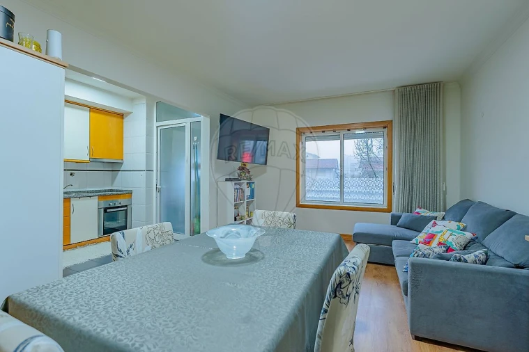 Apartamento T2 para Venda em São João de Ver Foto 4