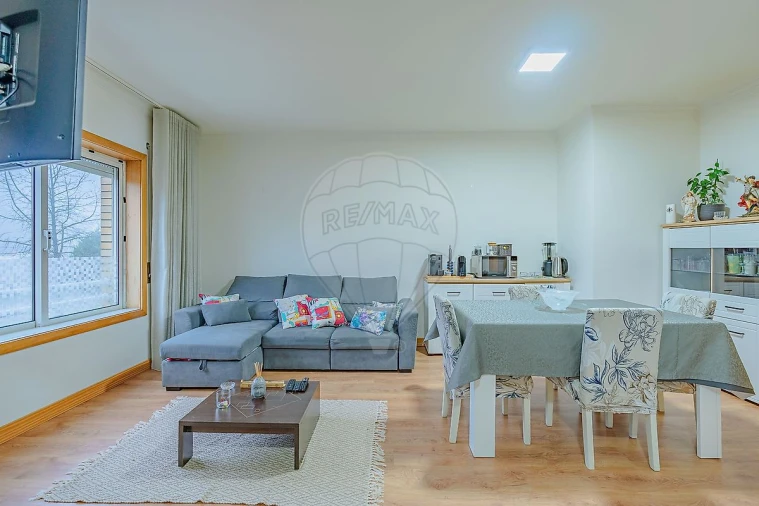 Apartamento T2 para Venda em São João de Ver Foto 1