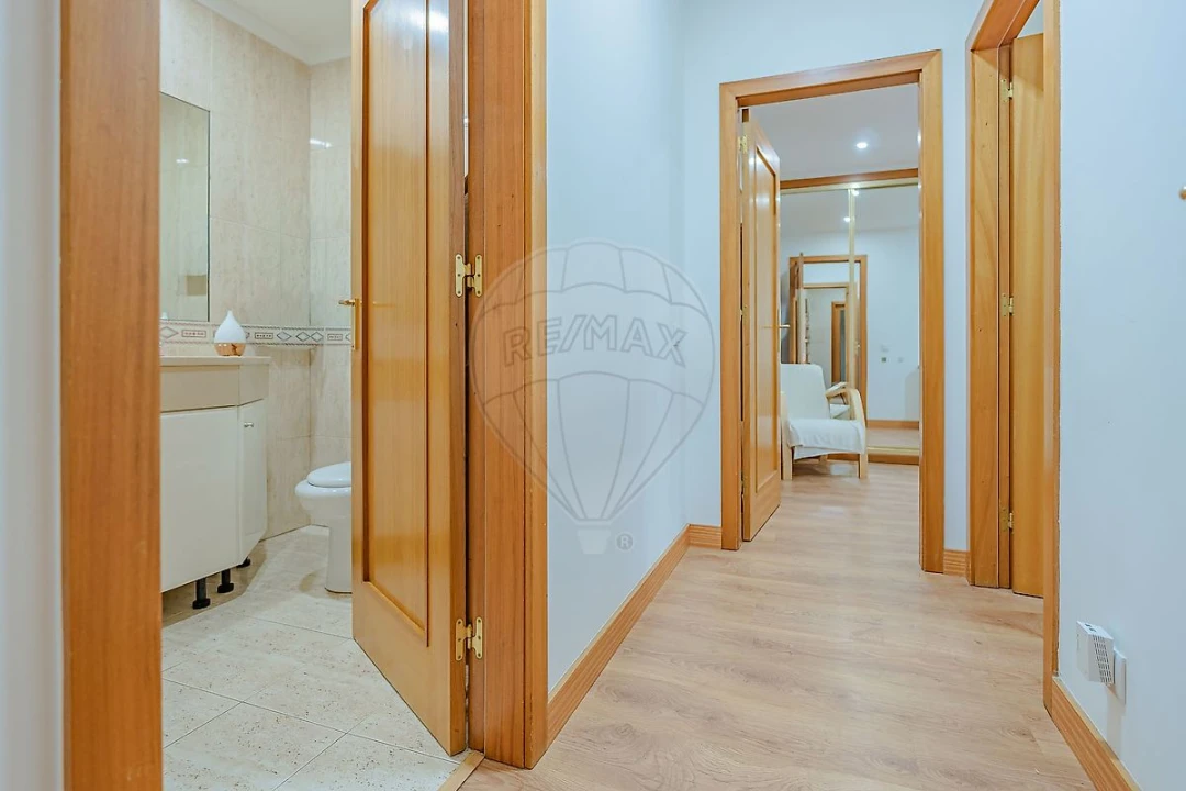 Apartamento T2 para Venda em São João de Ver Foto 13