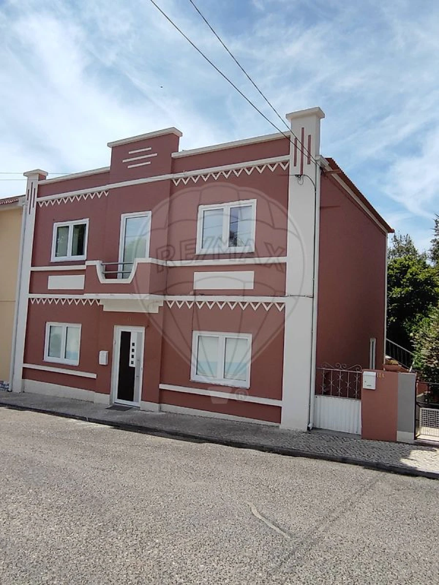 Moradia T5 para Venda em Cadaval e Pêro Moniz Foto 18