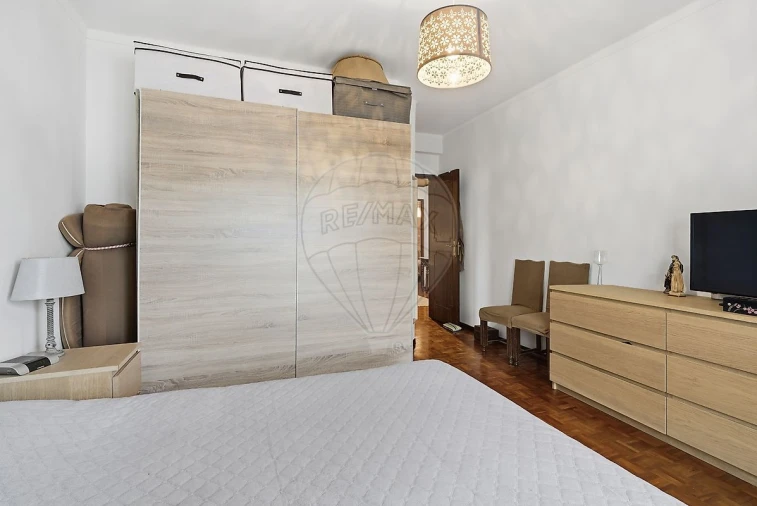 Apartamento T2 para Venda em Santa Maria, São Pedro e Matacães Foto 12